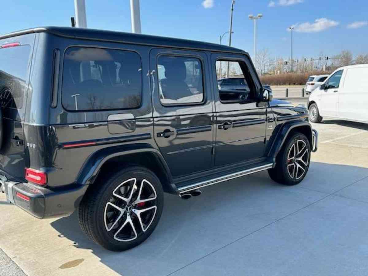 2021 Mercedes g wagon 63 - Crystal Lake, Illinois