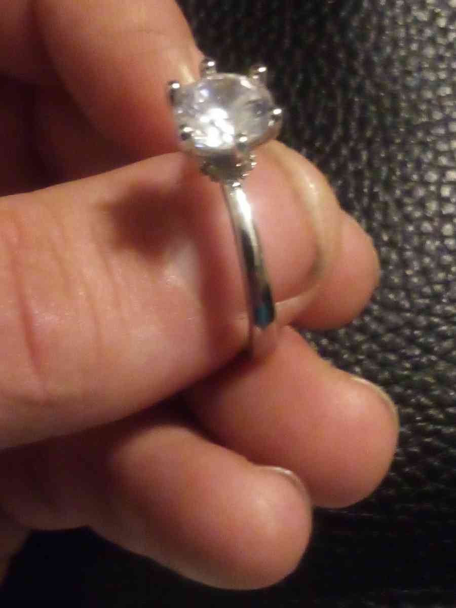 D 2ct 925 sterling silver vintage wedding ring for women - Bedford, Indiana - FleaMarketBay