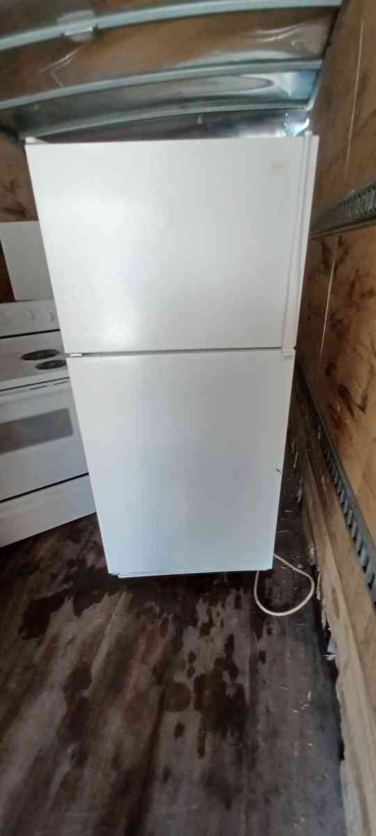 Whirlpool Refrigerator Used As is - Arlington, Texas
