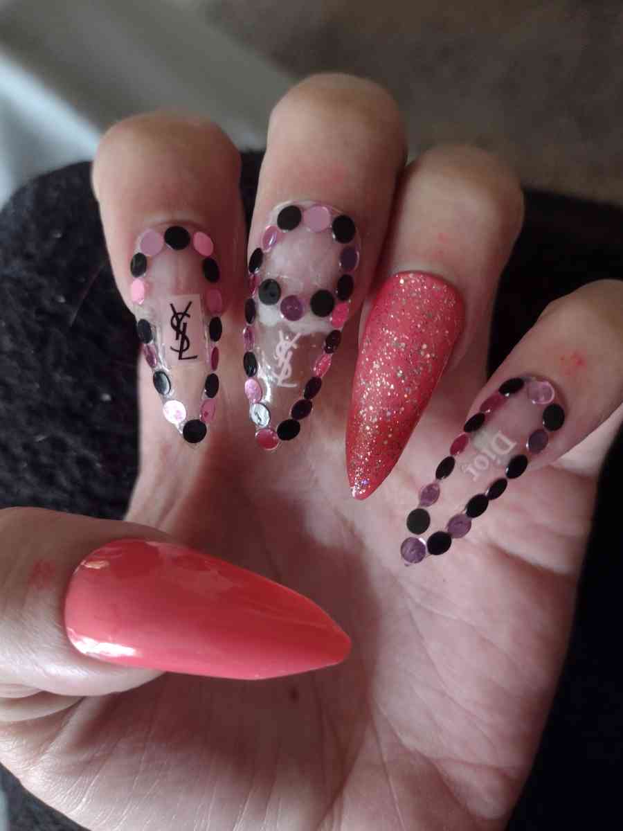 WowNailz52 - Columbus, Ohio - FleaMarketBay