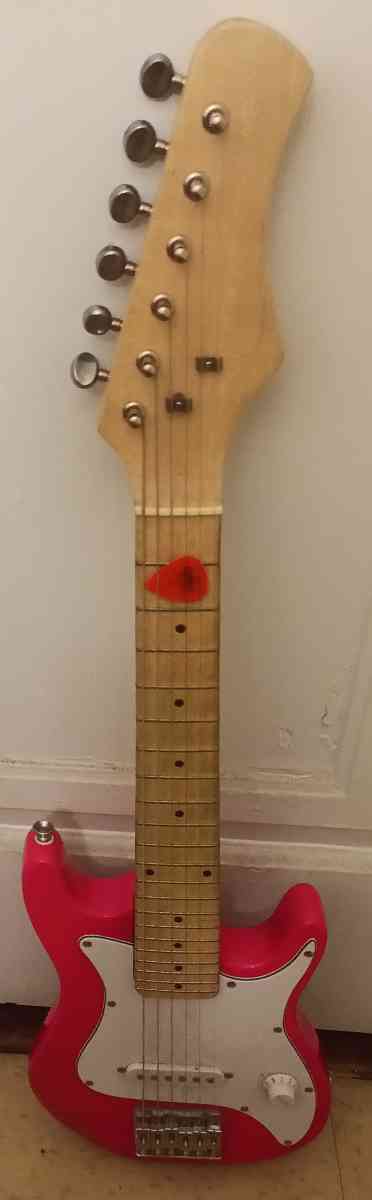 pink electric guitar with pick - Binghamton, New York