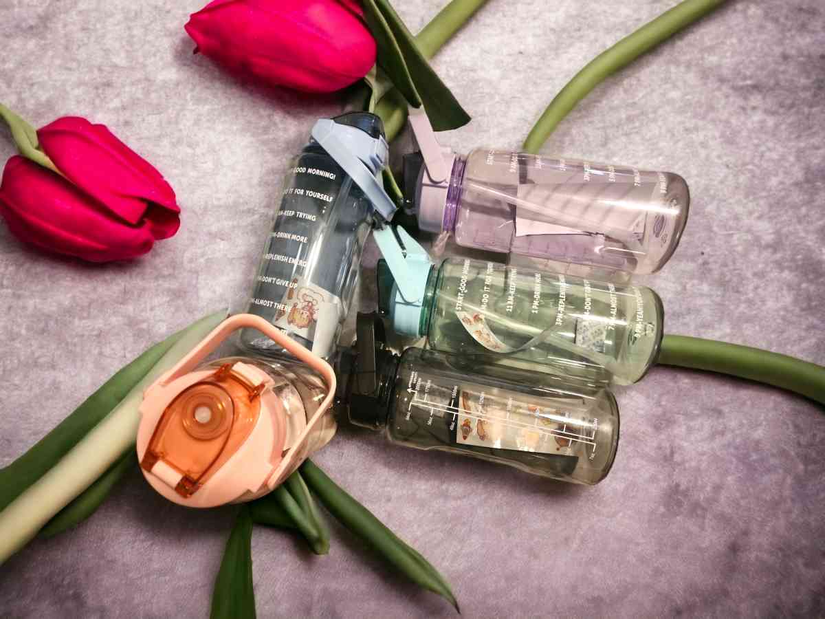 64oz Motivational Water Bottle with Straw Time Marker - Derby, Connecticut