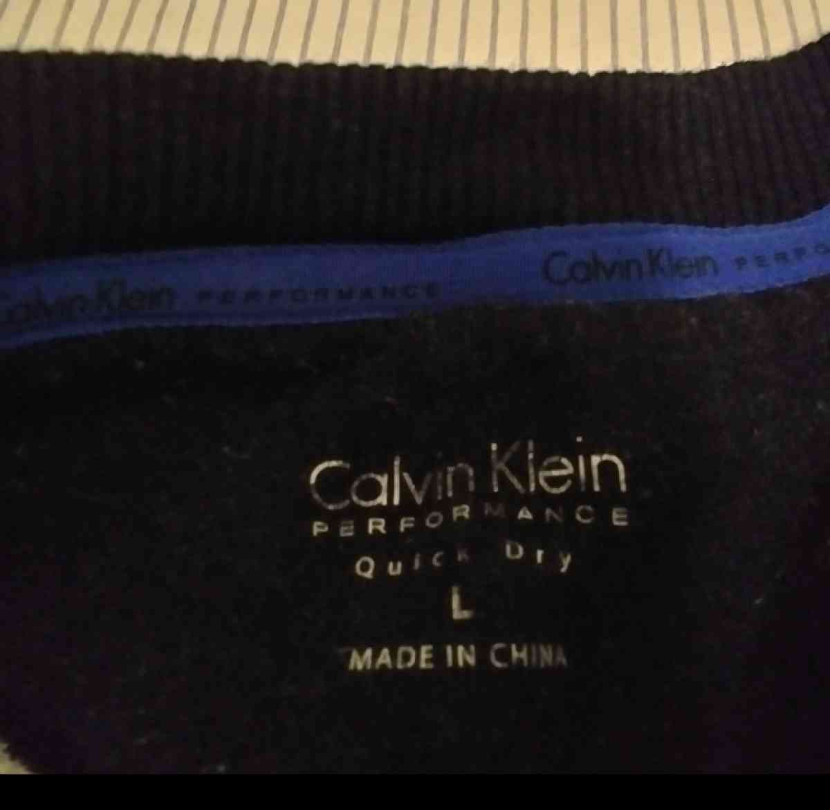 Calvin Klein sweatshirt - Milan, Michigan - FleaMarketBay
