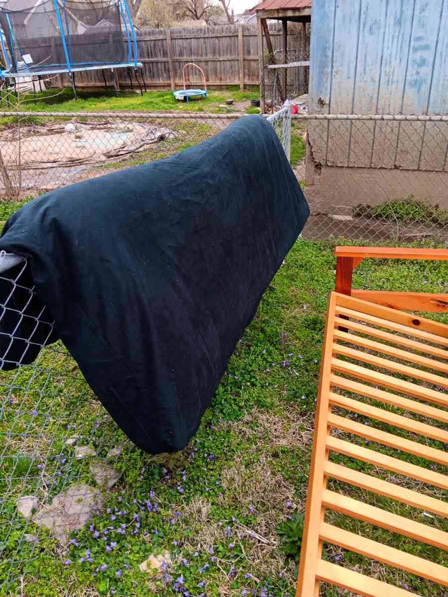 futon - Saint Louis, Missouri - FleaMarketBay