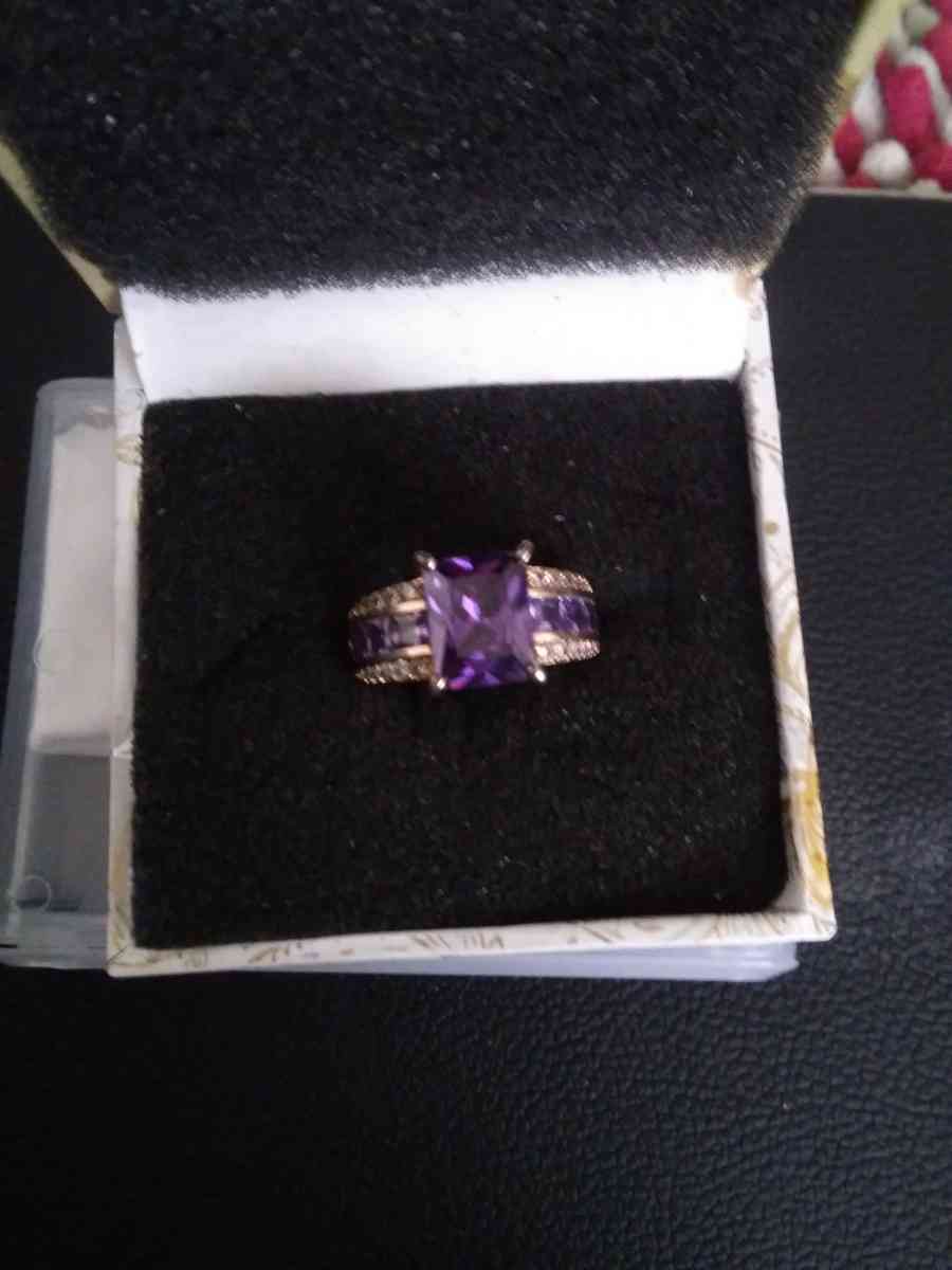 Costume Jewlery - Riverside, California