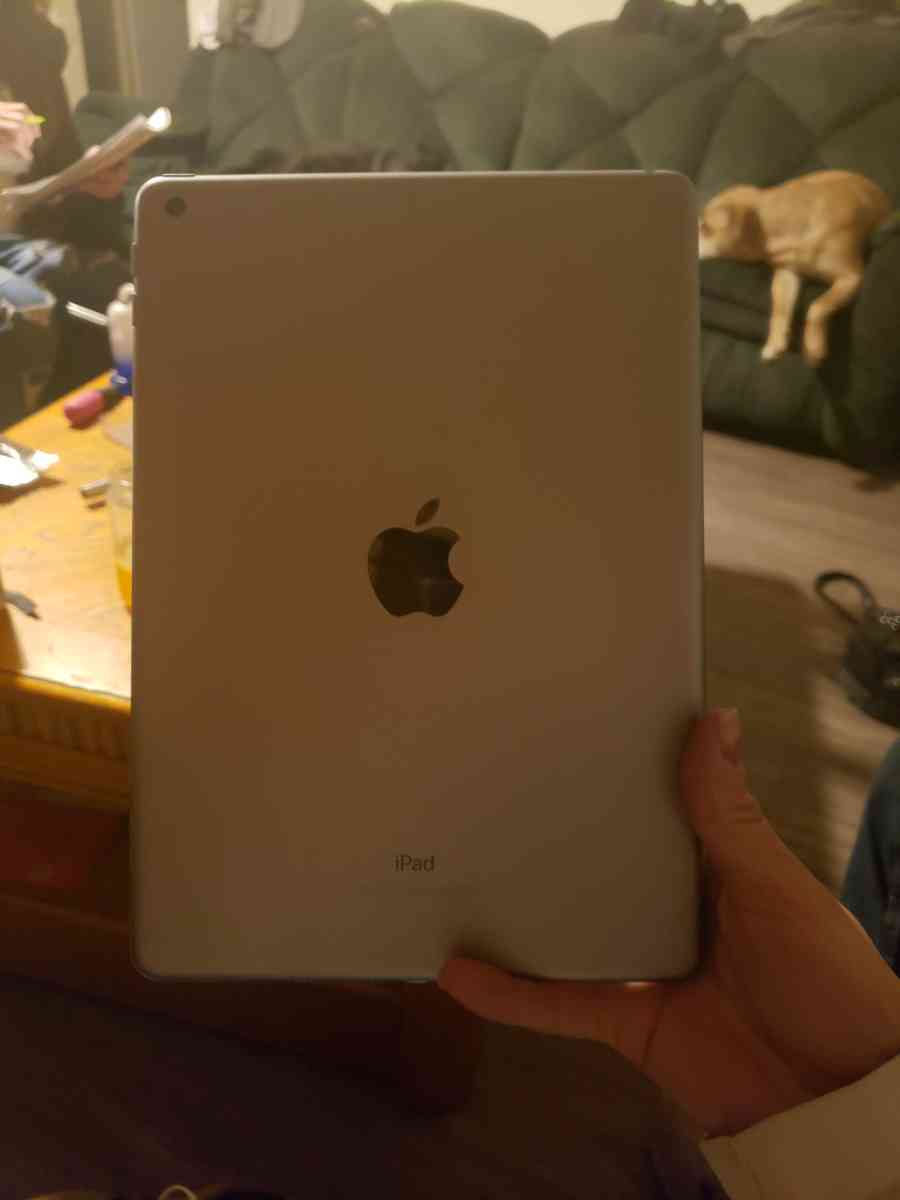 ipad tablet 6th generation - Pueblo, Colorado - FleaMarketBay