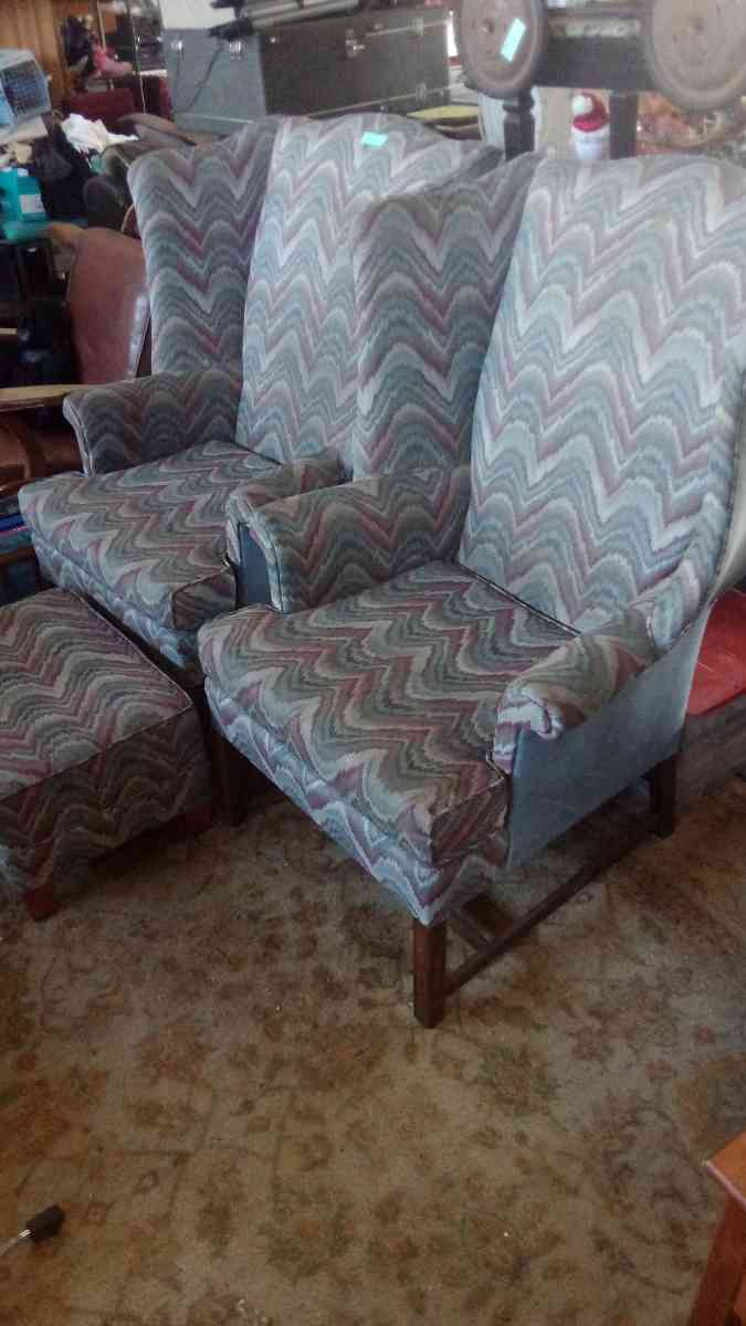 tall back chairs - Florence, Oregon