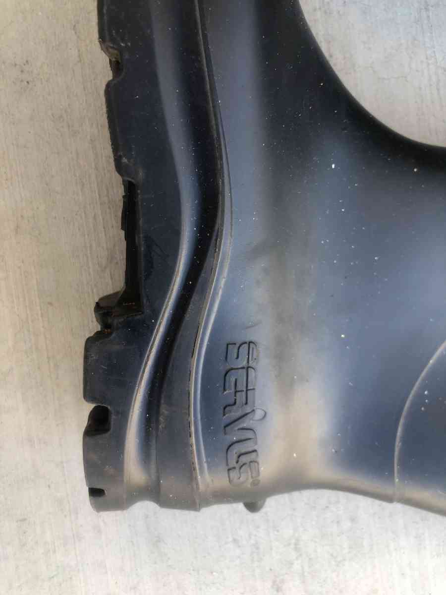 rubber boots - Fresno, California - FleaMarketBay