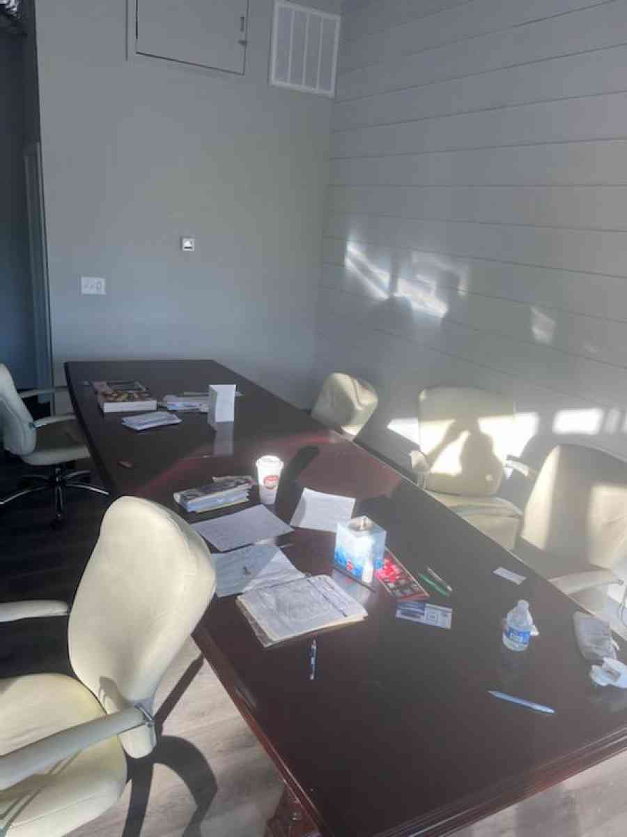 office table - Villa Rica, Georgia - FleaMarketBay