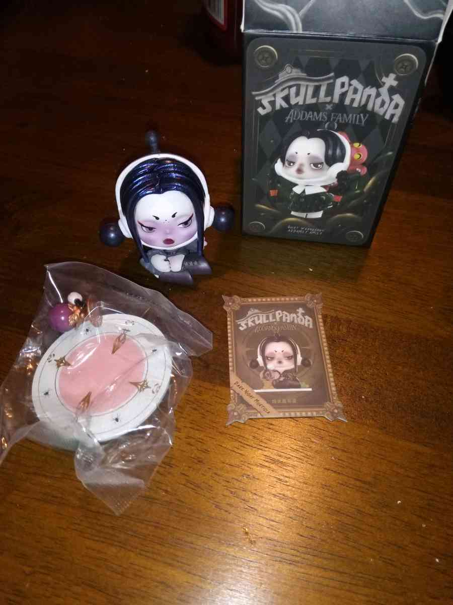 Addams Family series blind box 35 each - Dallas, Texas - FleaMarketBay
