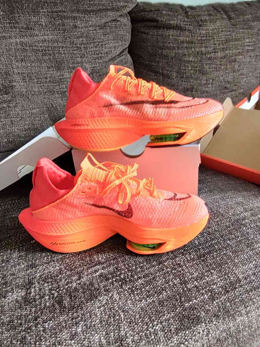 WOMENS ALPHAFLY NIKE - Defuniak Springs, Florida