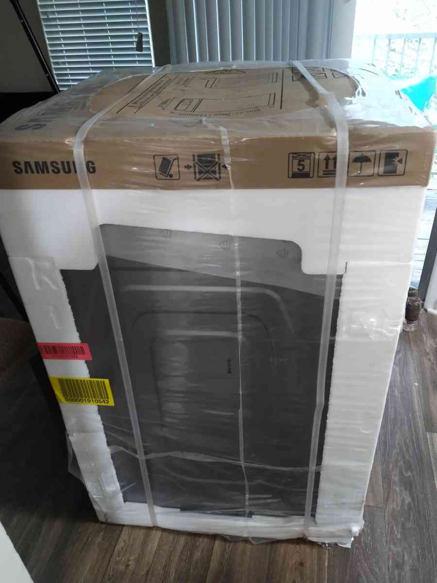 Brand new Samsung dryer - Atlanta, Georgia - FleaMarketBay