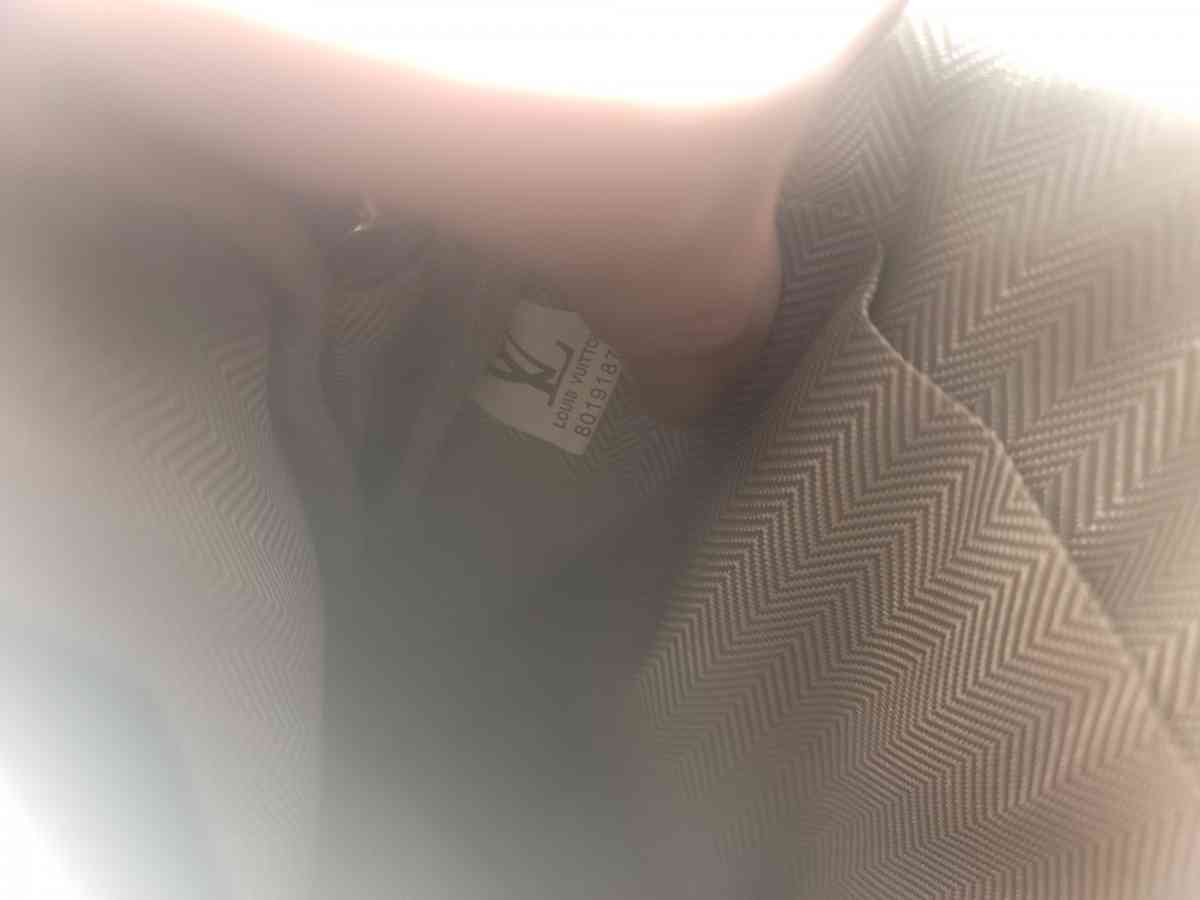 Designer LV brown shoulder Handbag NWT - Las Vegas, Nevada - FleaMarketBay