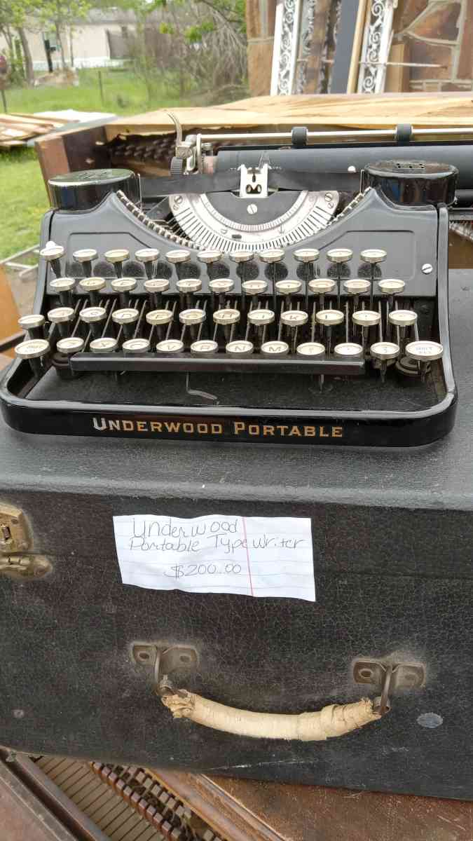 1930s Typewriter - Dustin, Oklahoma