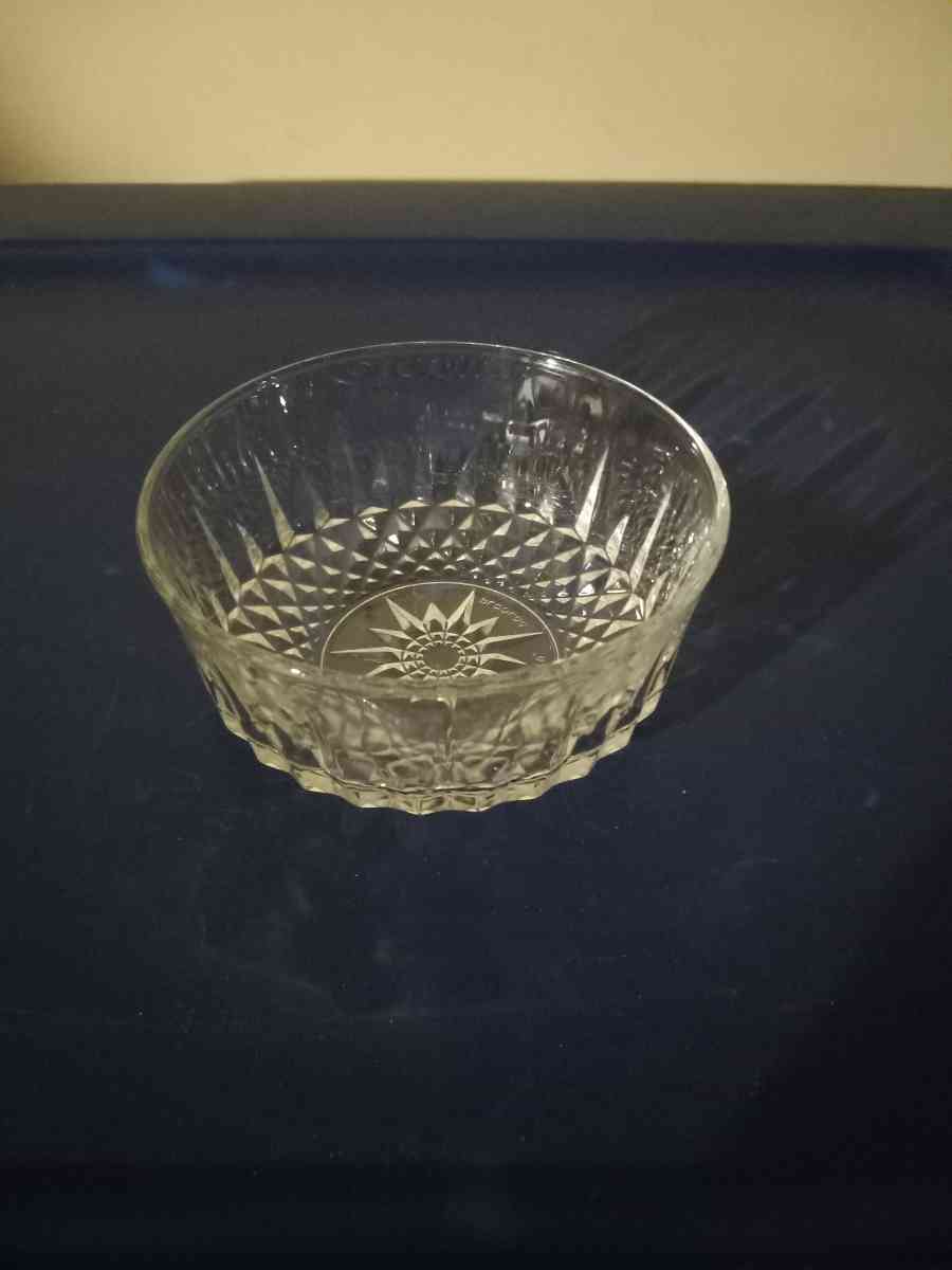 vintage round glass serving bowl - Bangor, Maine