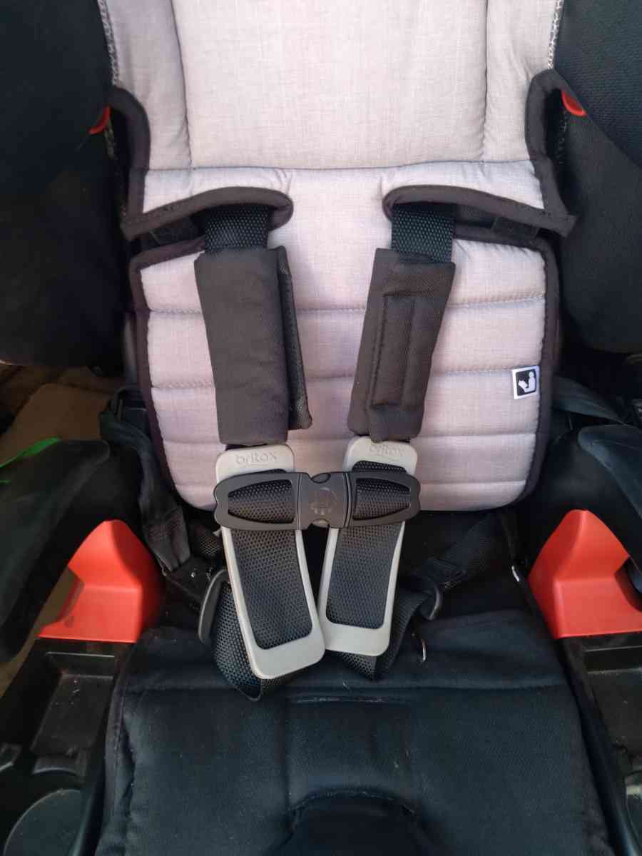 Britax Car Seat - Lubbock, Texas - FleaMarketBay