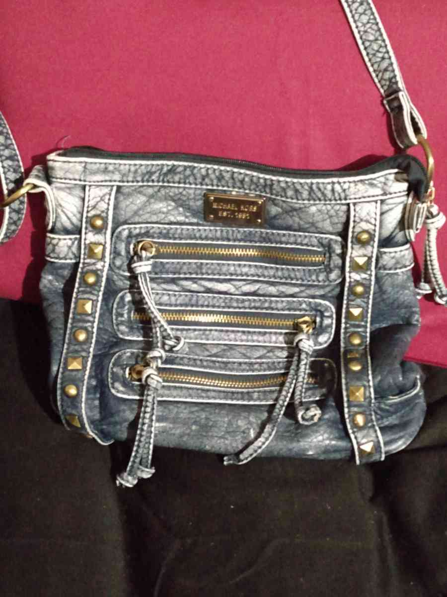 MICHAEL KORS BLUE CROSSBODY - Belen, New Mexico