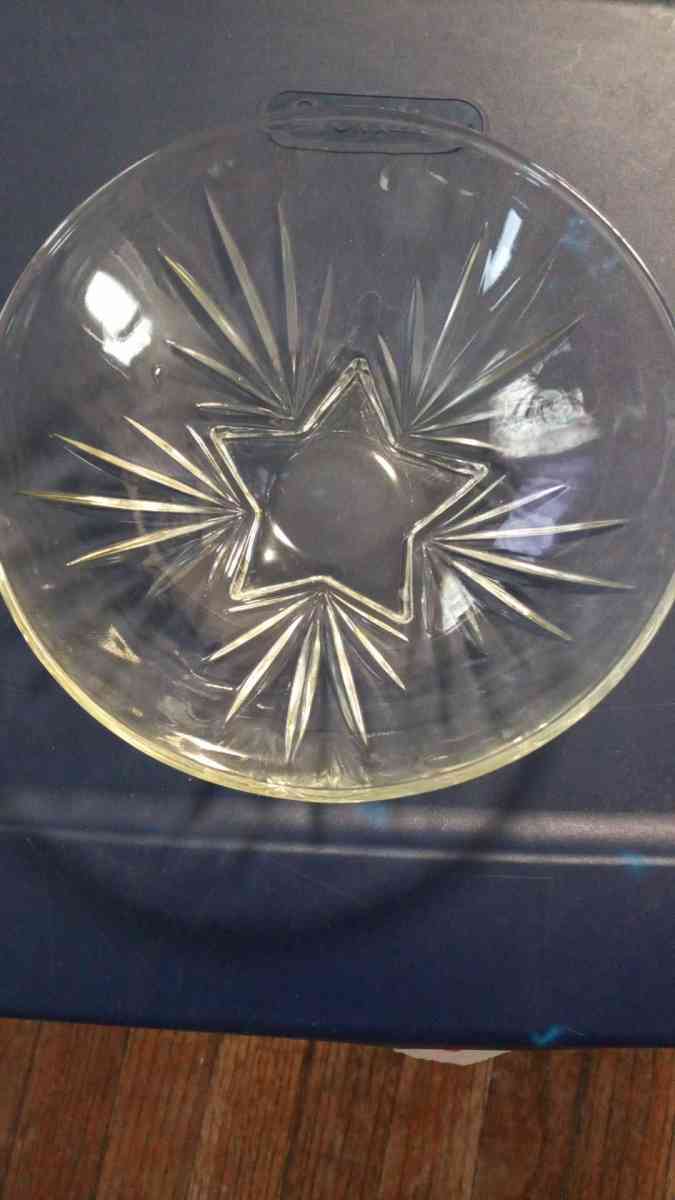 1950s star crystal glass vegg bowl - Bangor, Maine