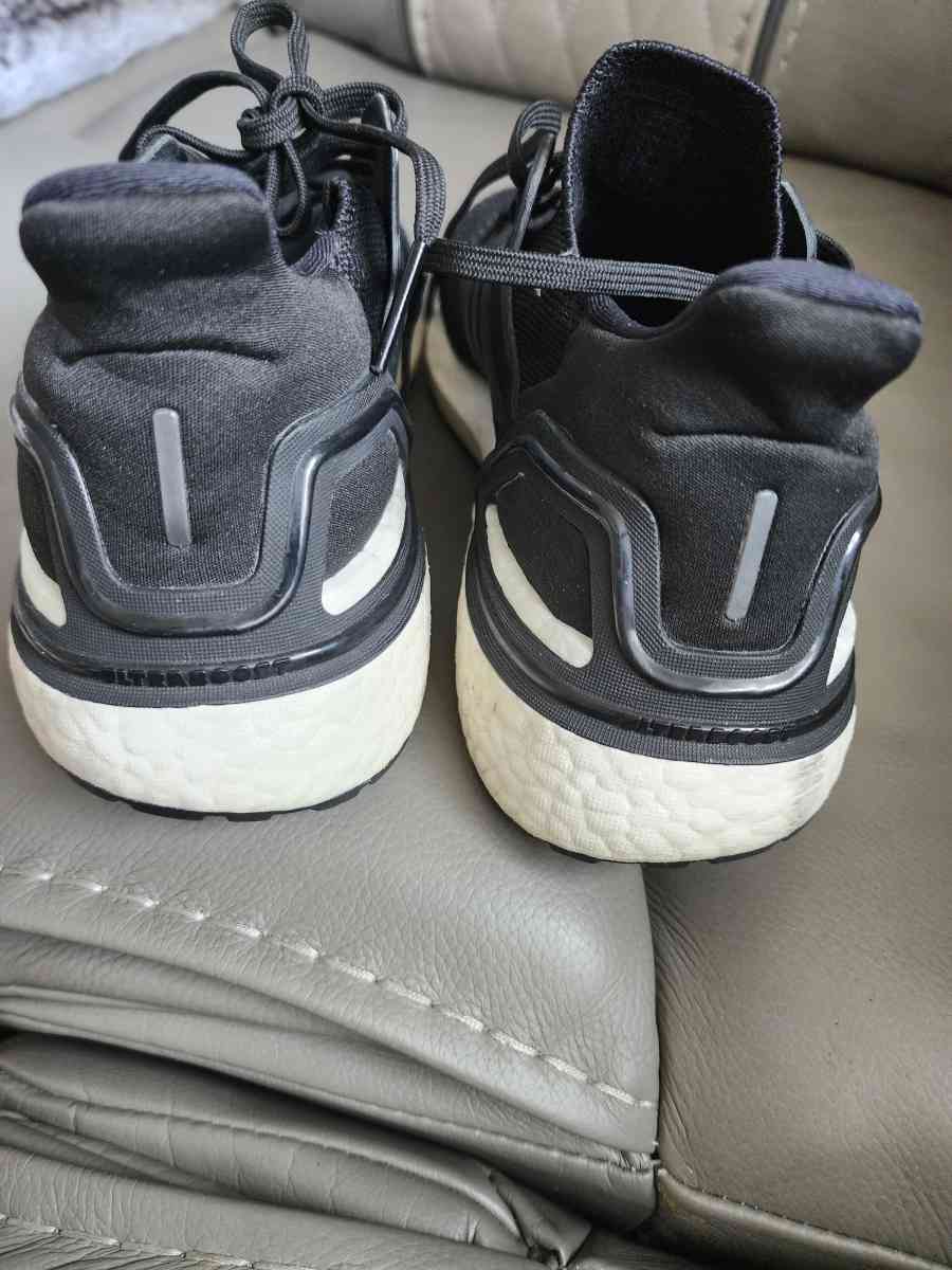 Woman Tennis ADIDAS - Dade City, Florida - FleaMarketBay