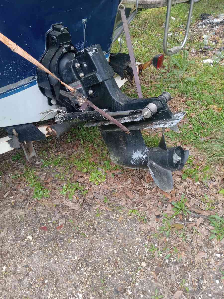 mercury boat motor - Saint Amant, Louisiana - FleaMarketBay