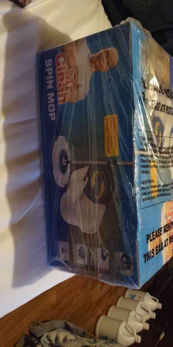 MR CLEAN SPIN MOP - Knoxville, Tennessee