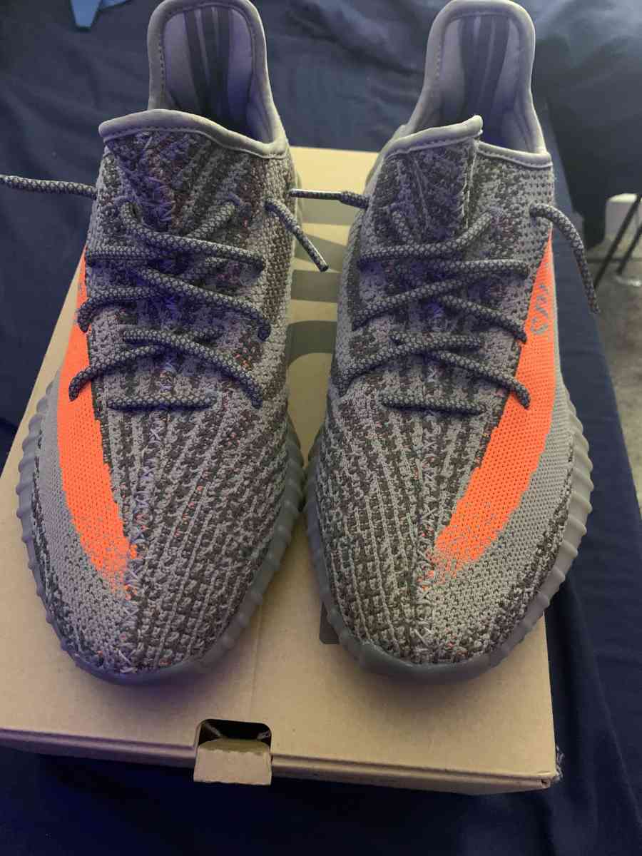 Yeezy 350 belugas - Worcester, Massachusetts - FleaMarketBay