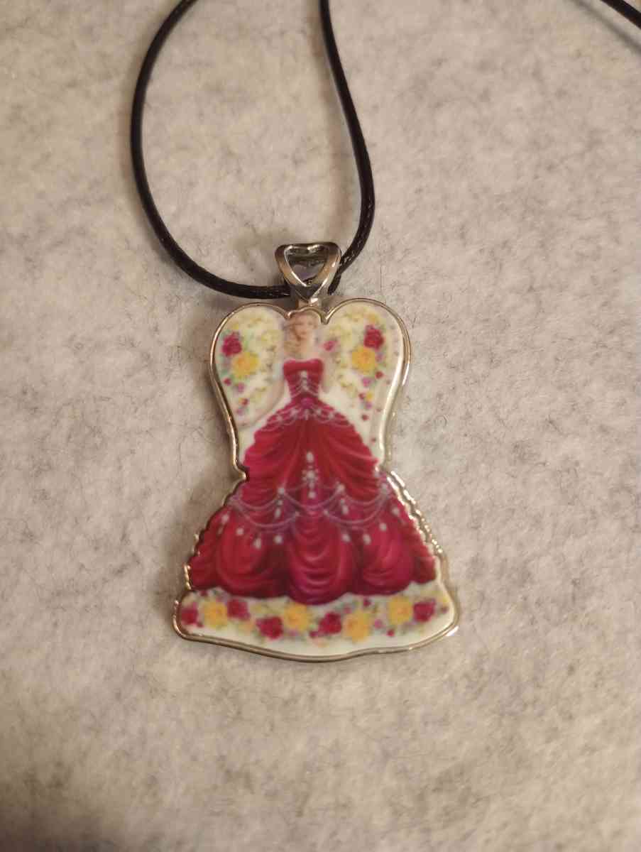 lil girls necklace - North East, Pennsylvania