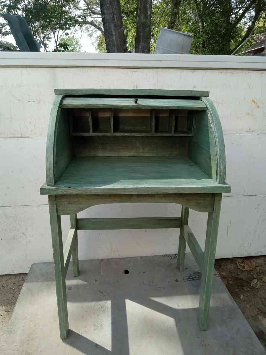 Roll Top Desk - Niceville, Florida - FleaMarketBay