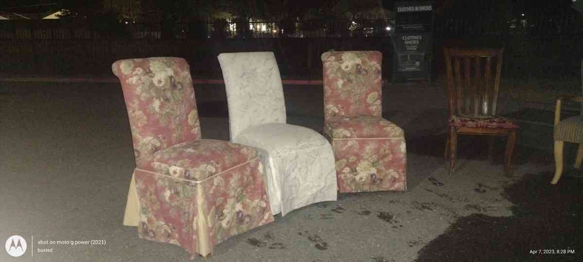free furniture and more call or come take a look - Fairfield, California - FleaMarketBay