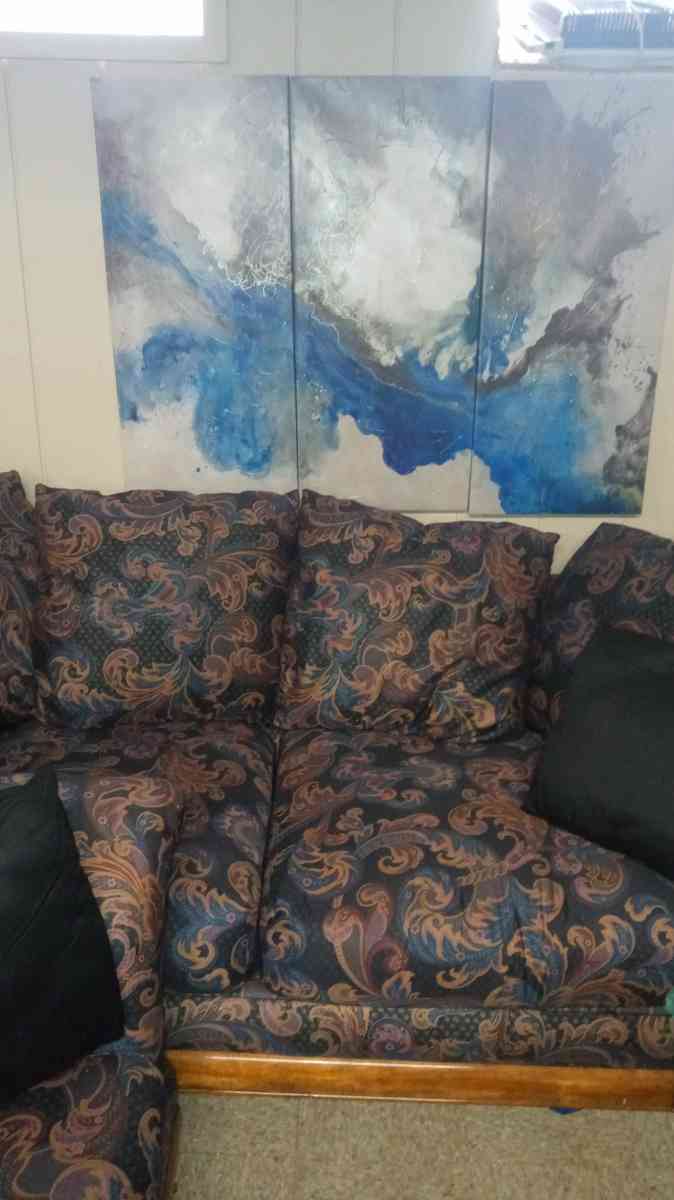 Couch and loveseat - Harper Woods, Michigan