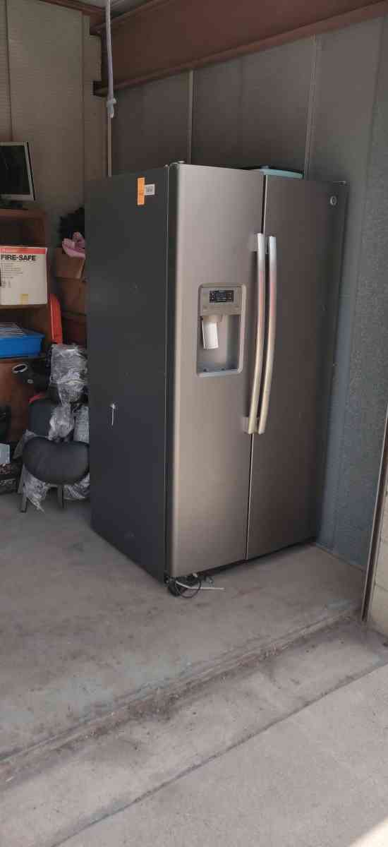 Storage Unit For Sale - Corona, California - FleaMarketBay