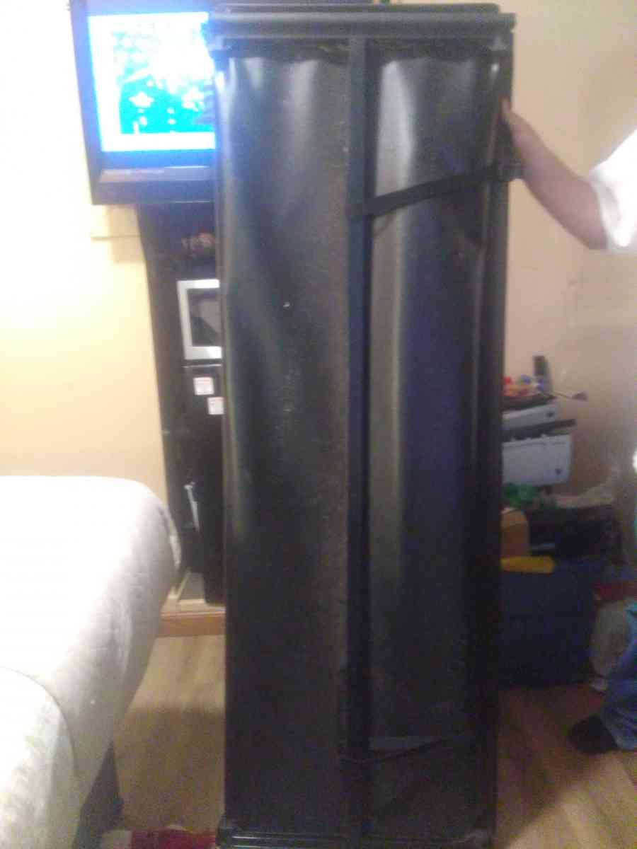 truck bed cover for small bed truck - Knoxville, Tennessee - FleaMarketBay