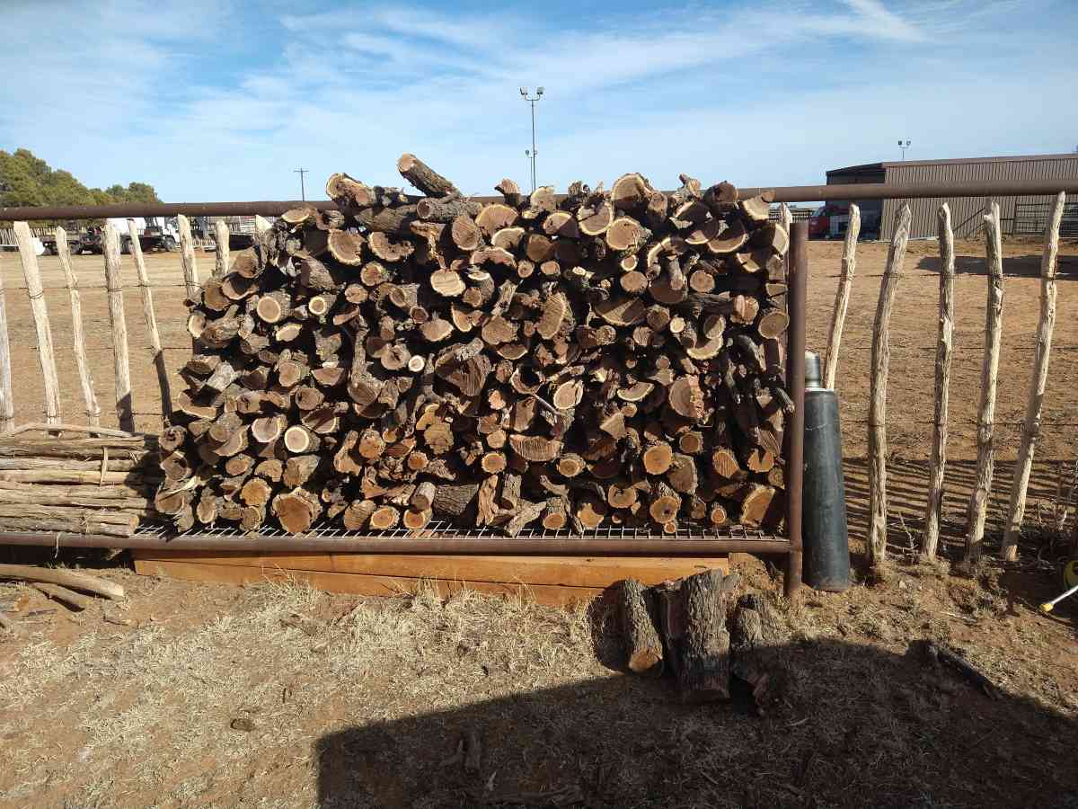 Mesquite BBQ firewood - Big Spring, Texas - FleaMarketBay