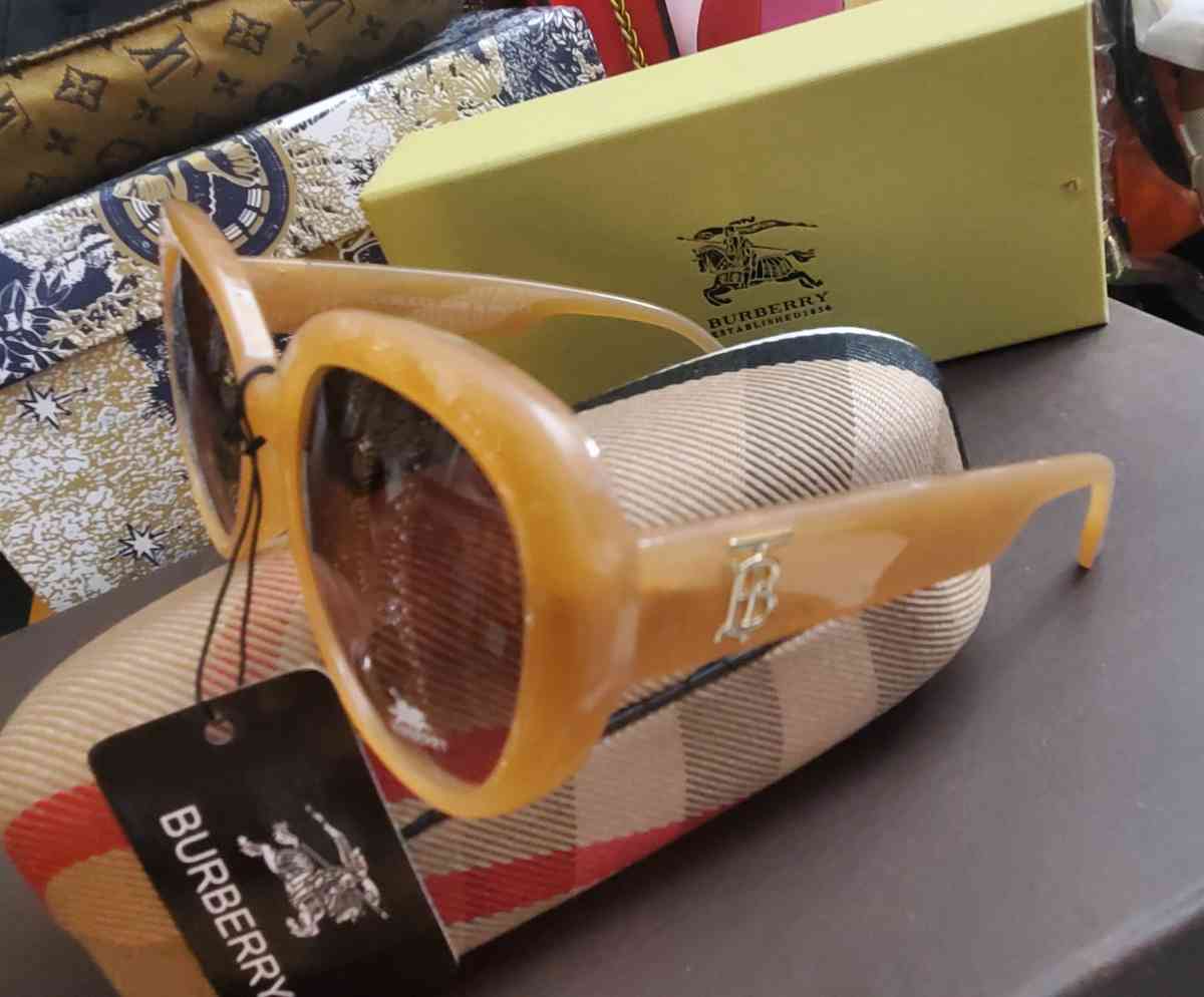 cat eye shades - Mission Viejo, California - FleaMarketBay