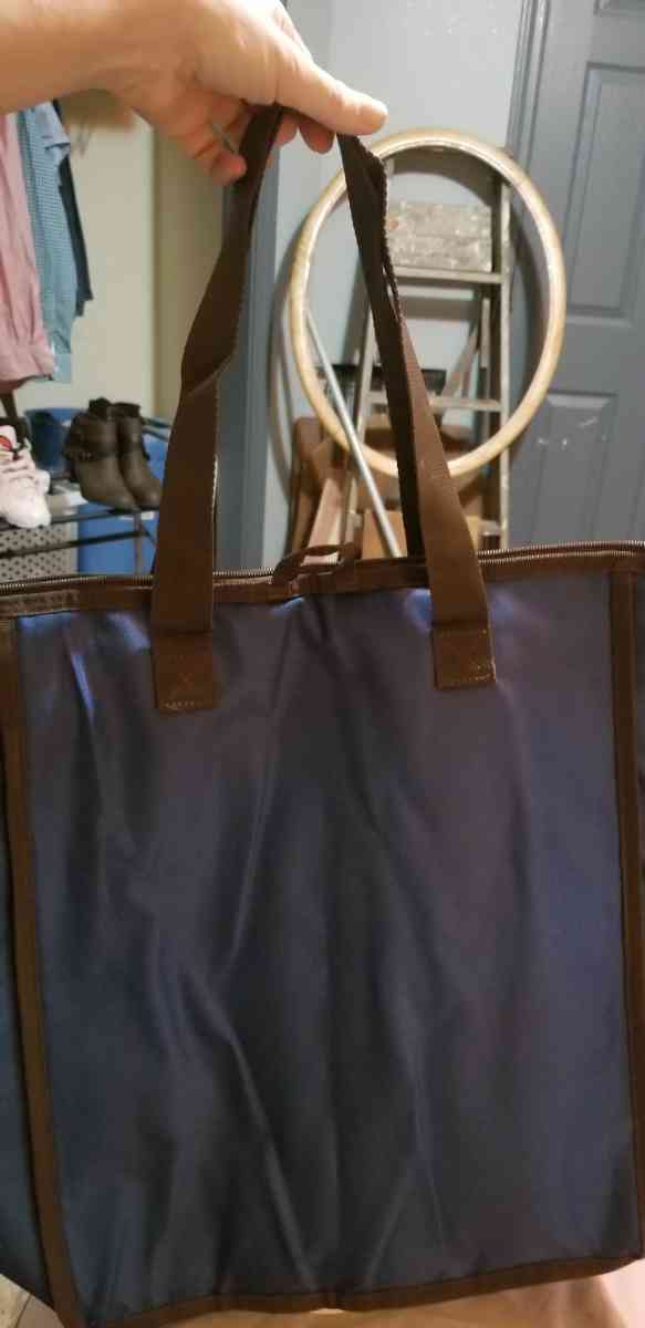 rachael Ray pack and go tote - Athens, Georgia - FleaMarketBay