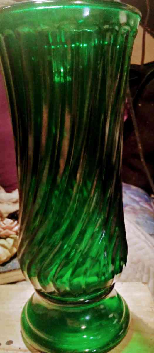 Large Colored Glass Vase - Alliance, Ohio
