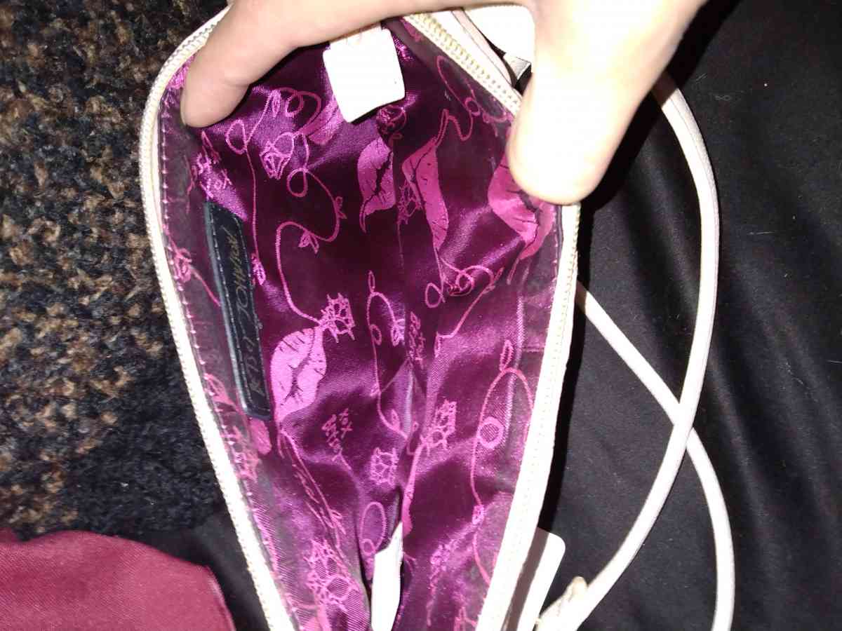 BETSEY JOHNSON HANDBAG AND CROSSBODY PURSES - Belen, New Mexico - FleaMarketBay