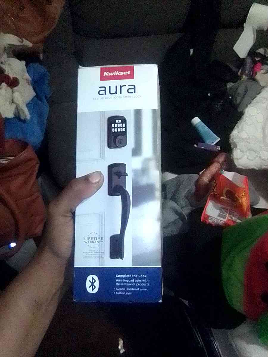 aura key pad Bluetooth smart  lock - Lancaster, California - FleaMarketBay