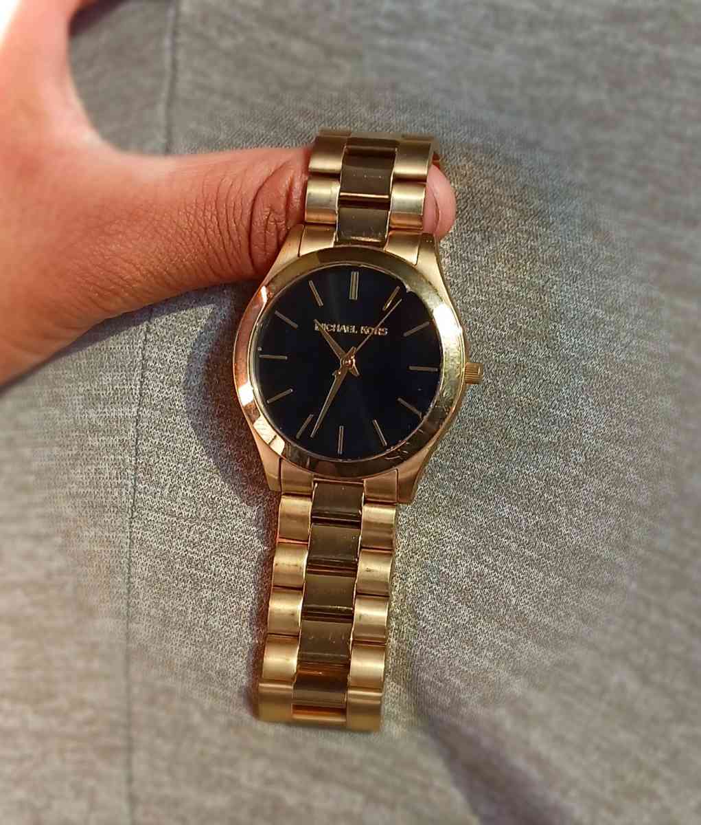 14k gold Michael kors watch - Highland, California