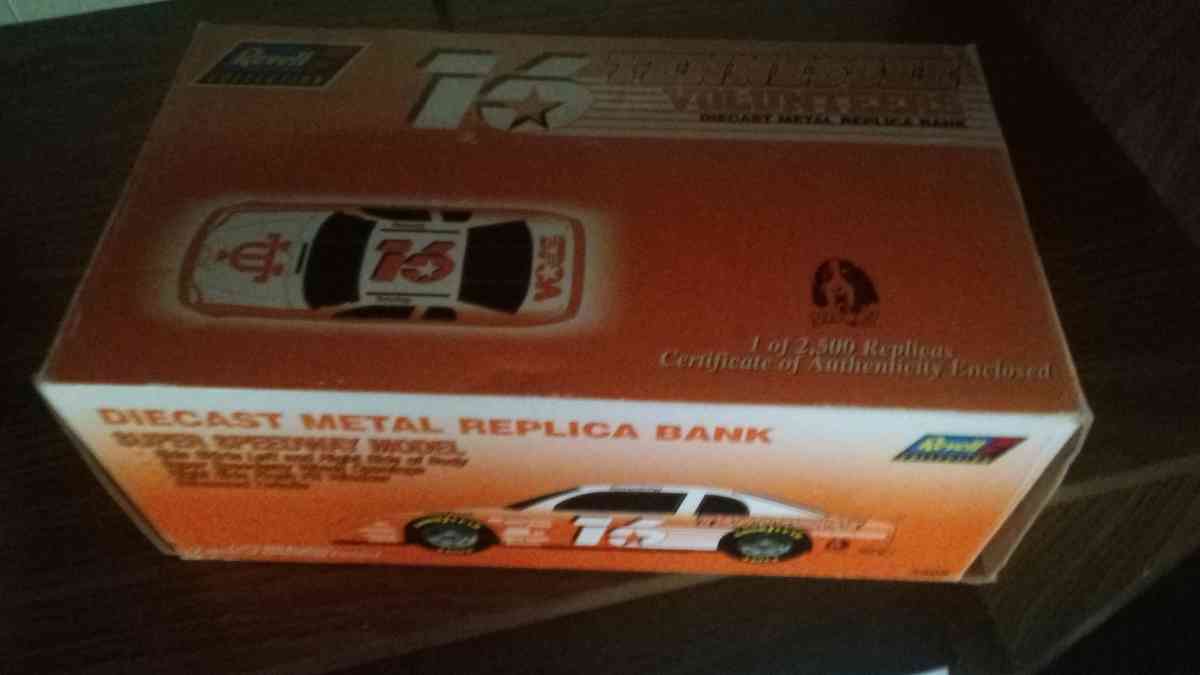 Tennessee Volunteers Nascar Bank - Anderson, South Carolina