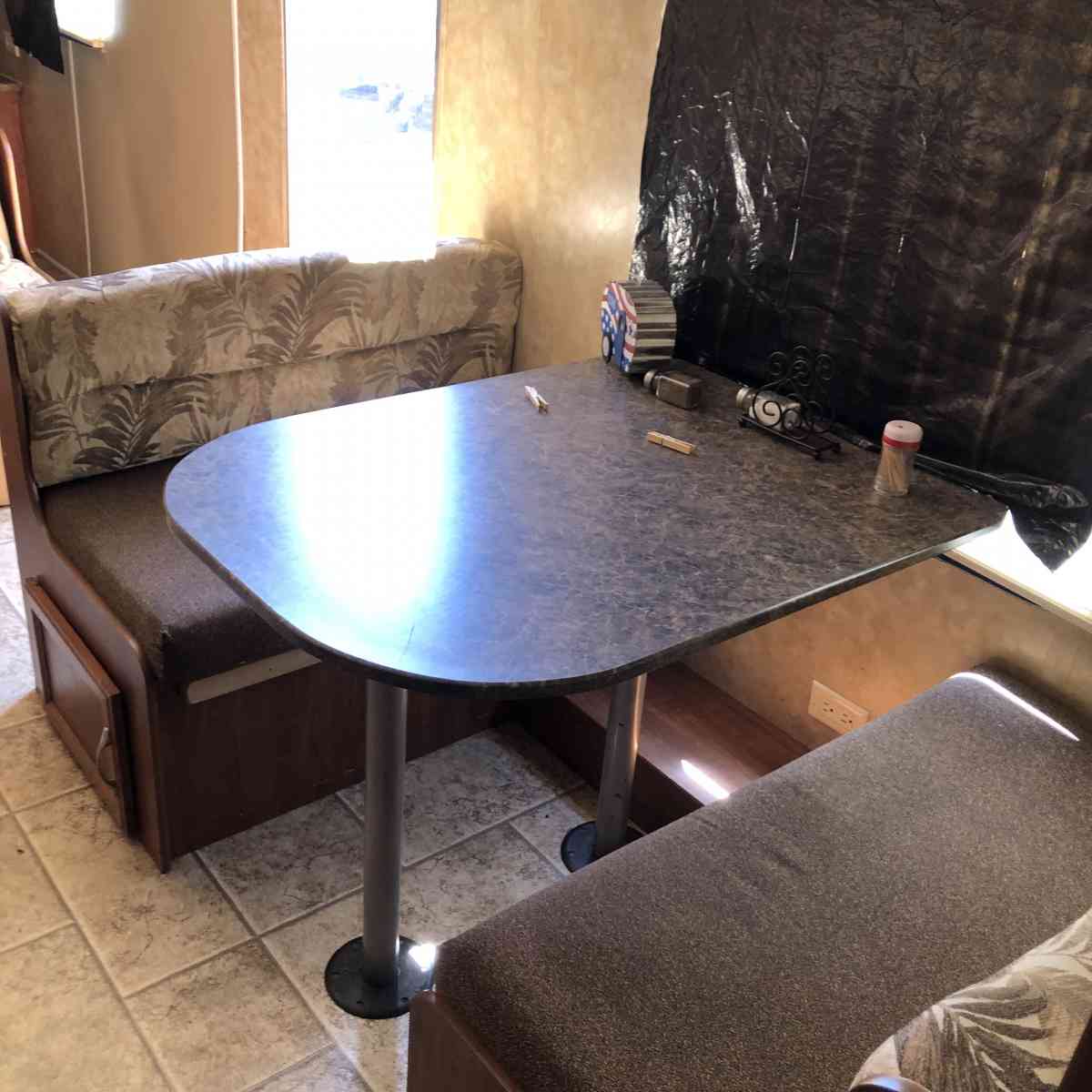 jayco jayflight camper - Seneca, South Carolina