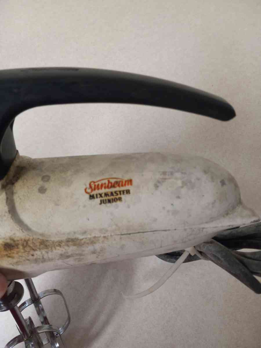 vintage sunbeam mixer - Bangor, Maine - FleaMarketBay