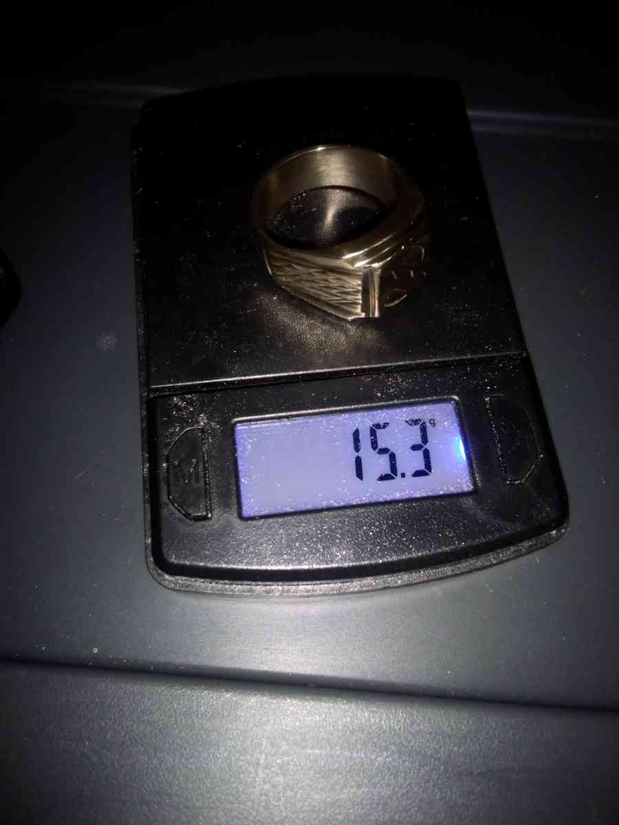15g mens 18k stamped gold ring - Puyallup, Washington
