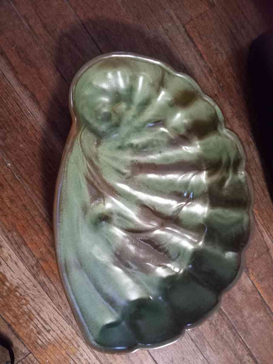 vintage jewlery shell tray - Bangor, Maine