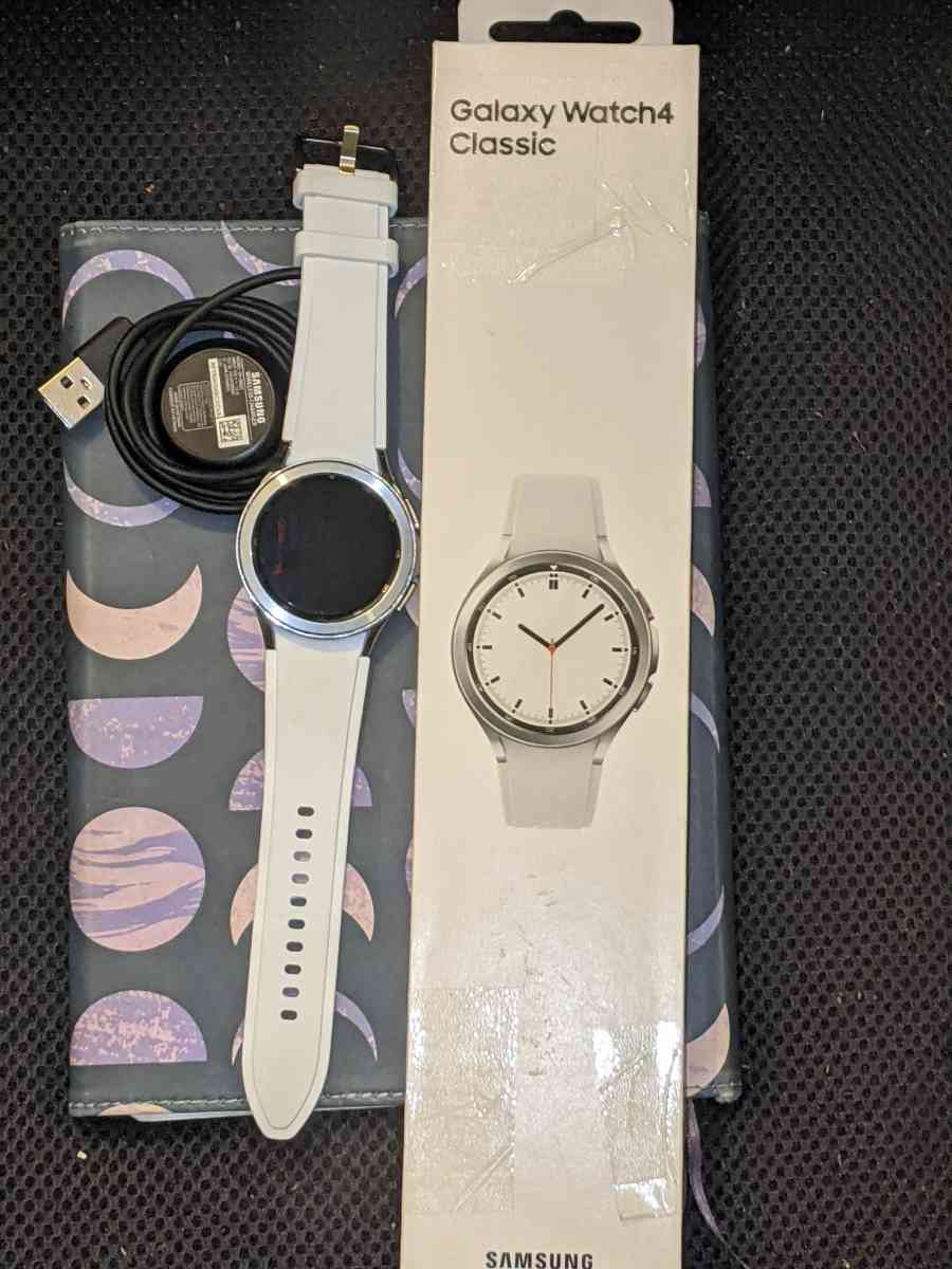 Samsung Galaxy watch 4 - Indianapolis, Indiana