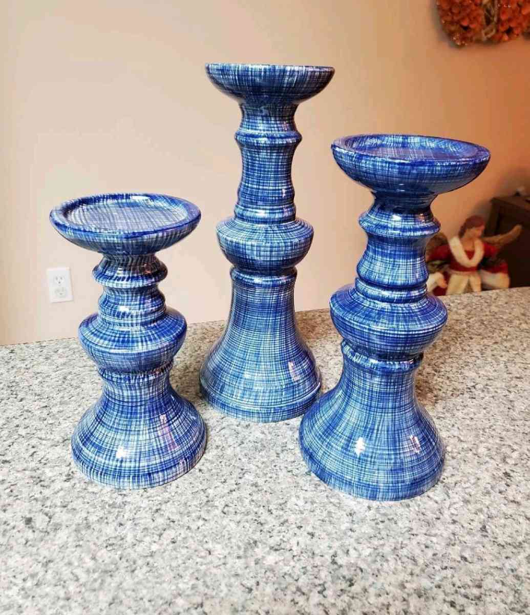Set of 3 GRANDINROAD CERAMIC CANDLE STICKS - Pensacola, Florida