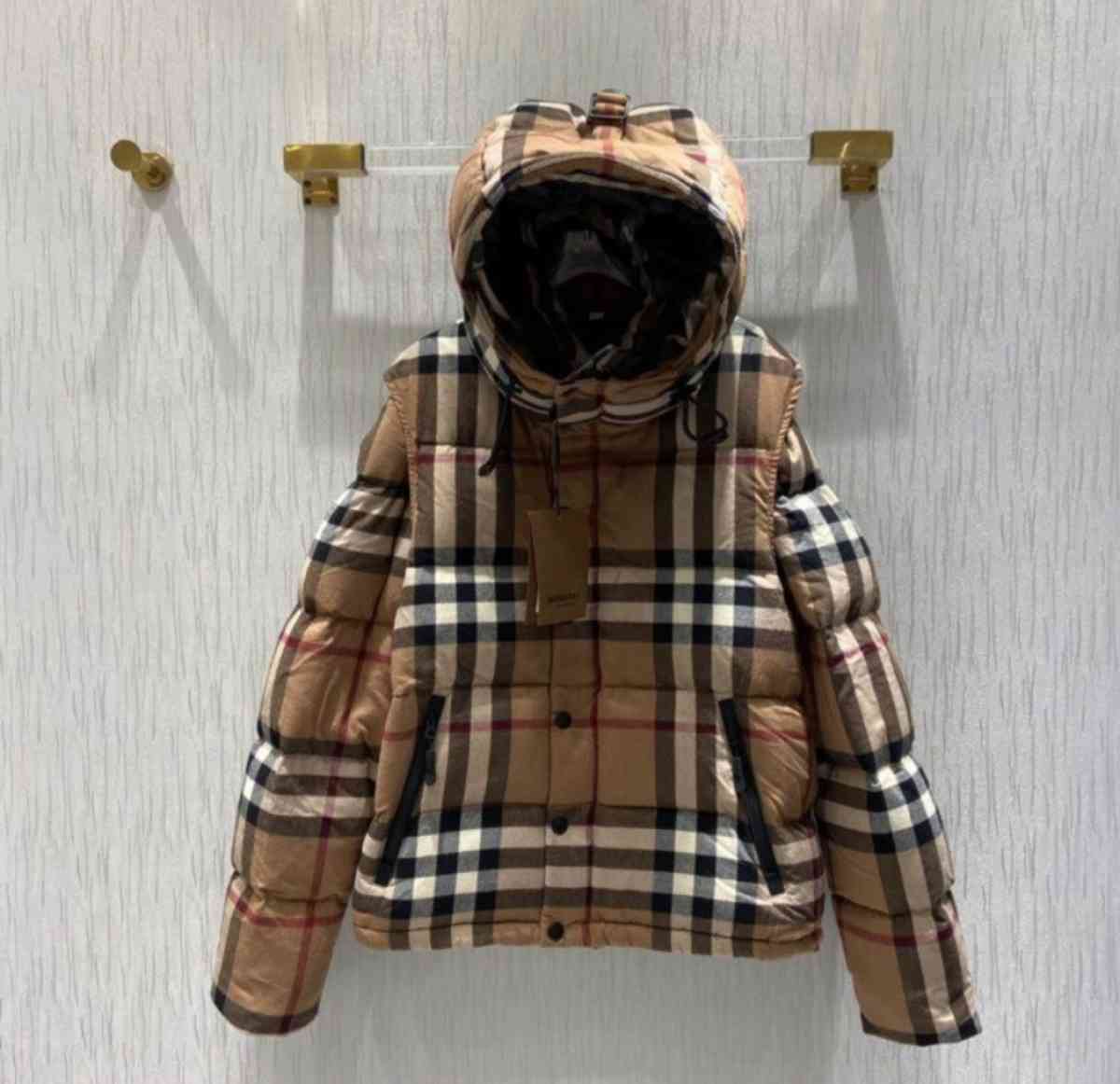 Burberry puff coat - Mission Viejo, California