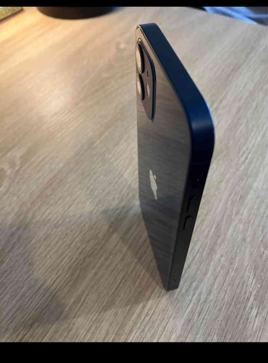 iphone 12 - Houston, Texas - FleaMarketBay