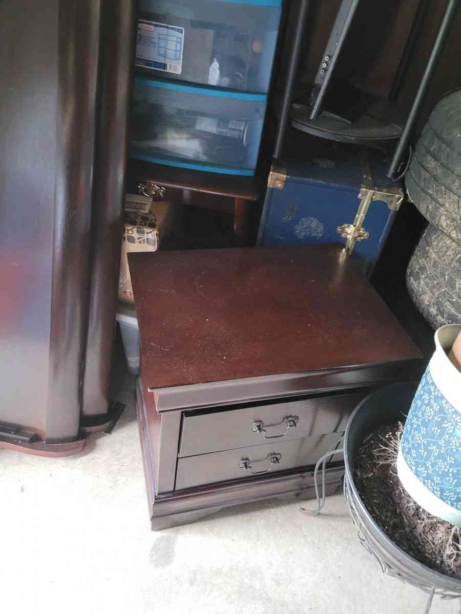 queen size headboard and footboard and night stand band new - Parrish, Alabama