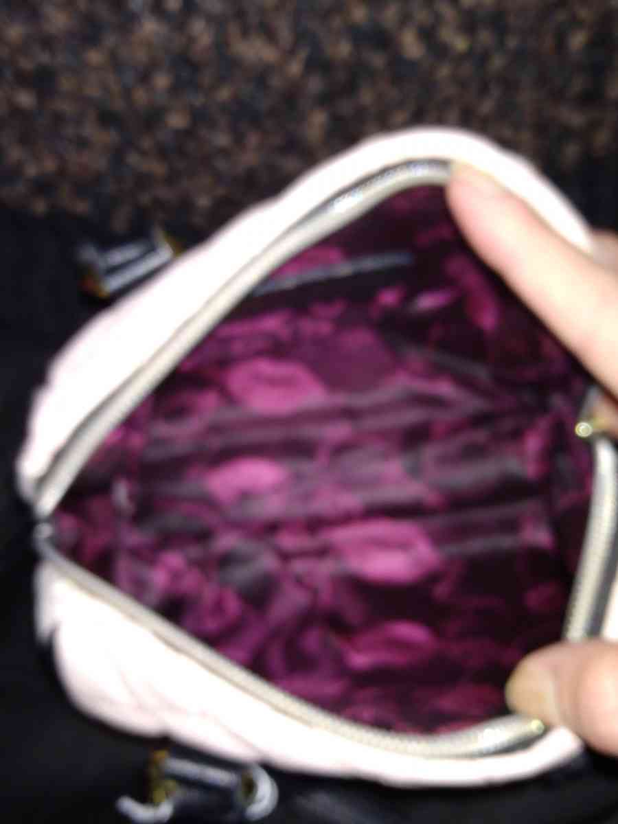 BETSEY JOHNSON HANDBAG AND CROSSBODY PURSES - Belen, New Mexico - FleaMarketBay